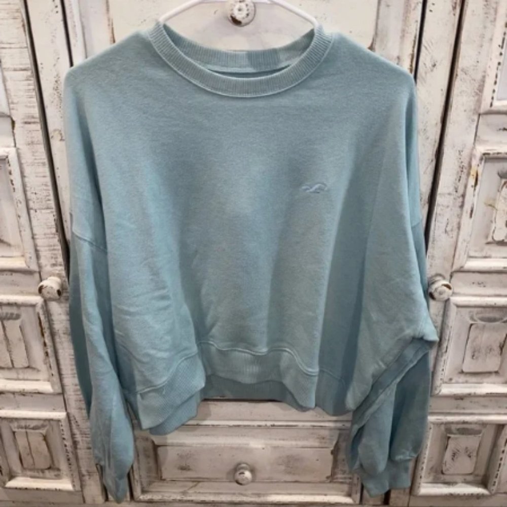 Hollister crew neck